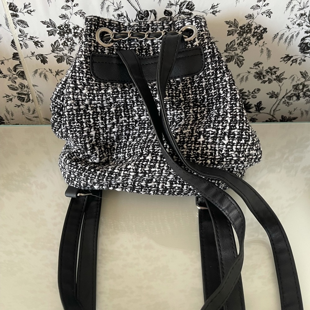 Primark Mini backpack - Picture 2 of 2